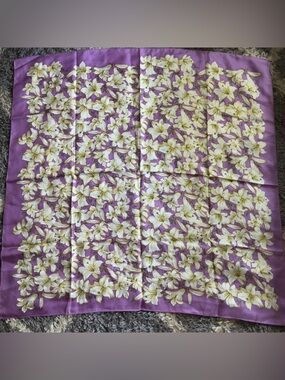 Lilac Floral Throw with Cream Blossom Print - Elegant Accent Throw